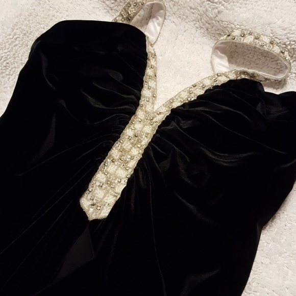 Black Velvet gown with White beaded straps - Picture 7 of 8